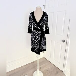 Diane Von Furstenberg Black and White Patterned Dress